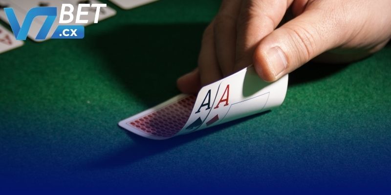 Con xì trong xì dách tính bao nhiêu và khi nào nên giữ bài